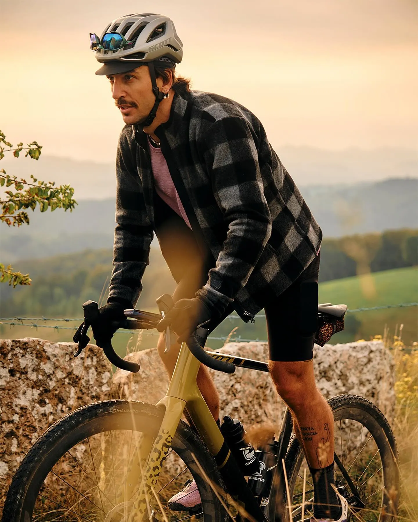 Beyond Gravel Fleece Jacket