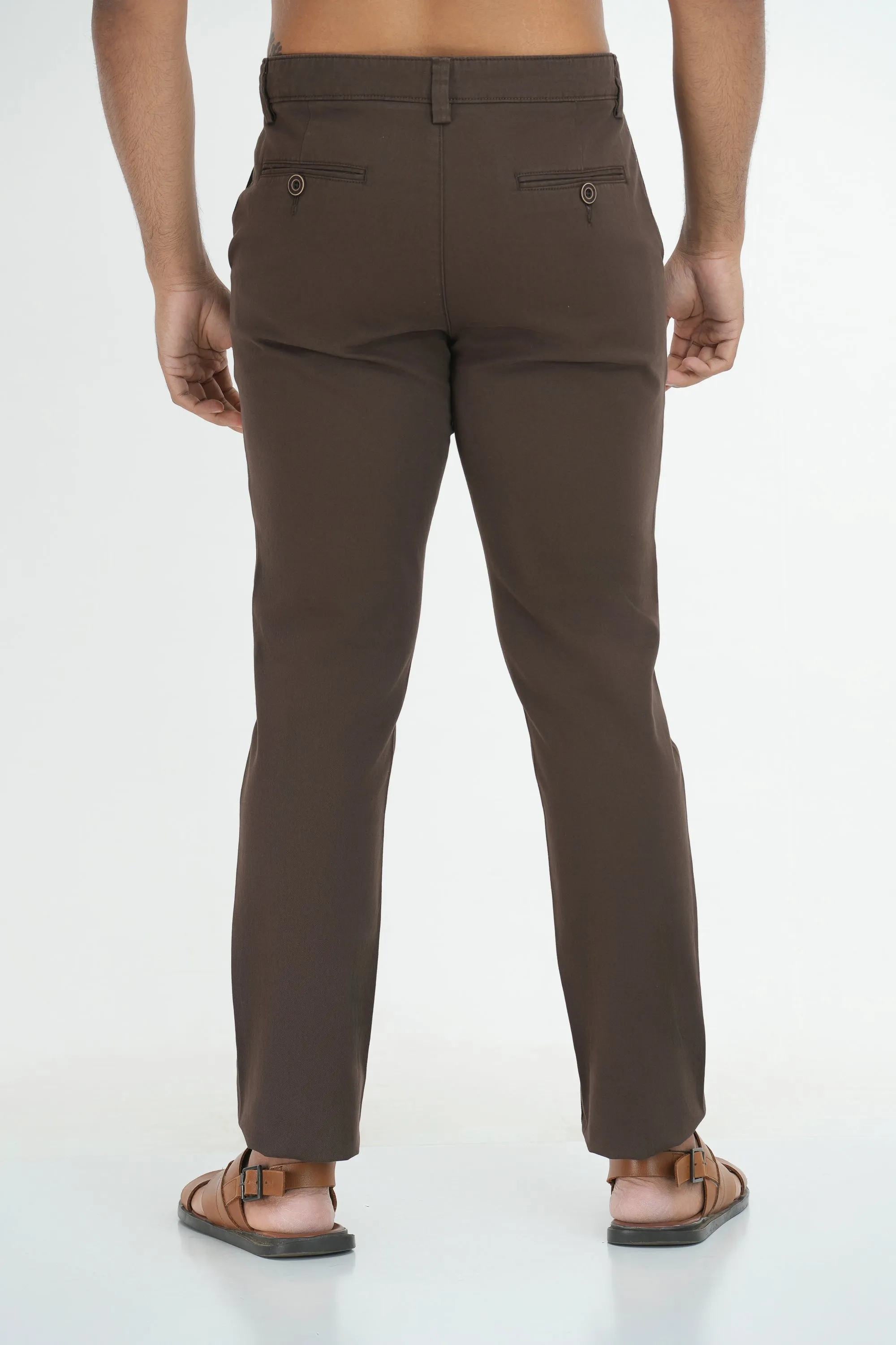 Essential Chinos - Slim Fit - Brown
