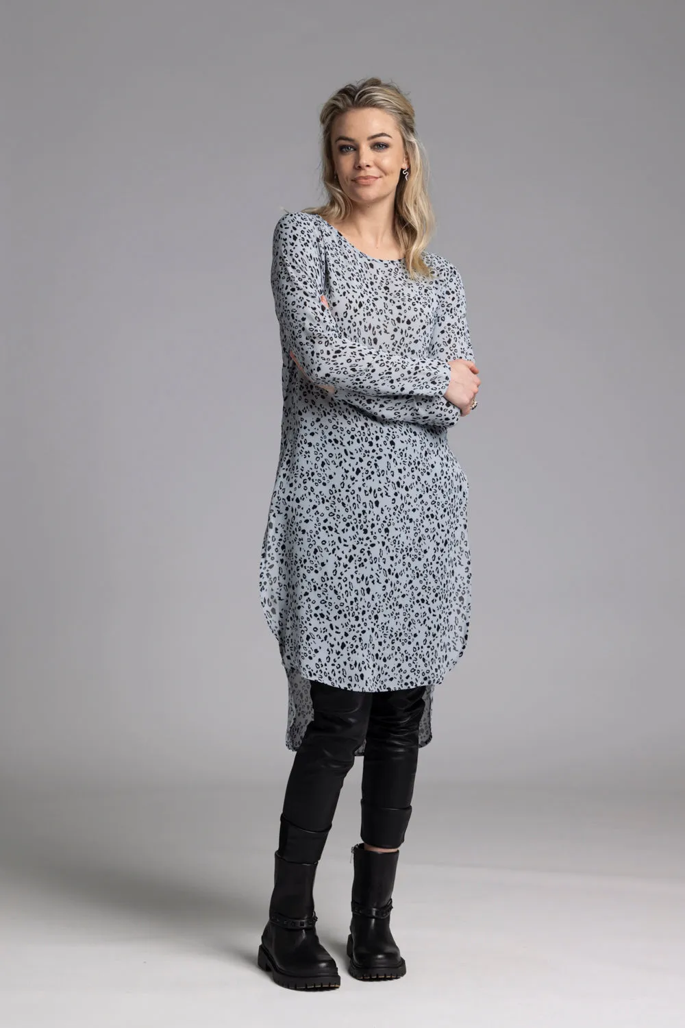 NES - Whisper Tunic- Leopard
