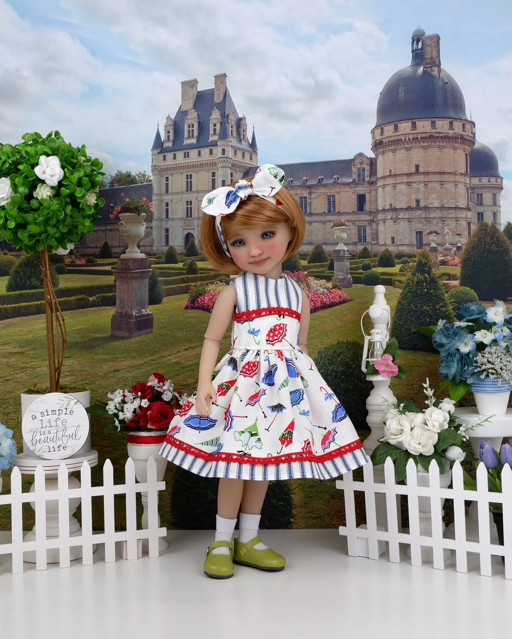 Pretty Parasol - dress and sweater with shoes for Ruby Red Fashion Friends doll