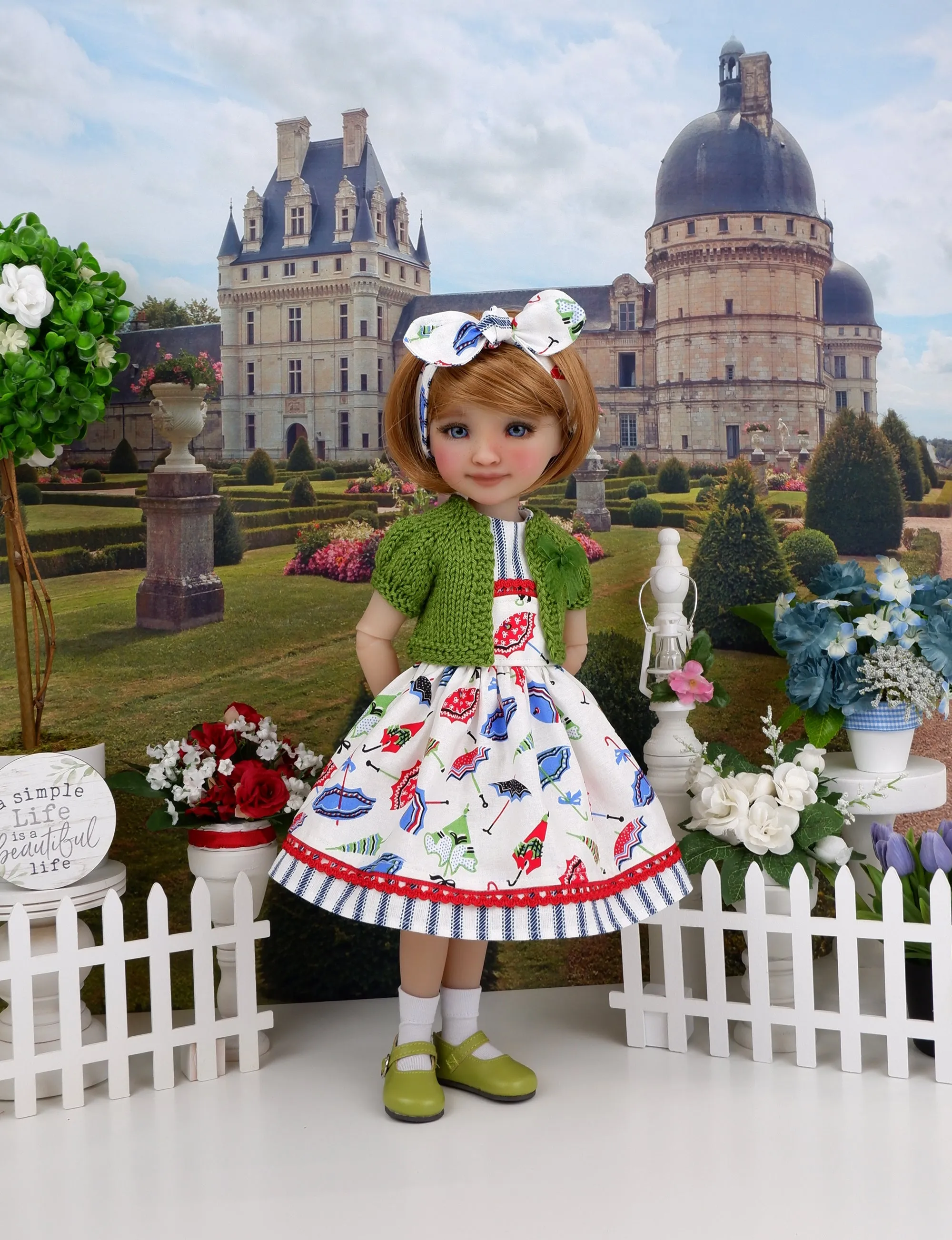 Pretty Parasol - dress and sweater with shoes for Ruby Red Fashion Friends doll