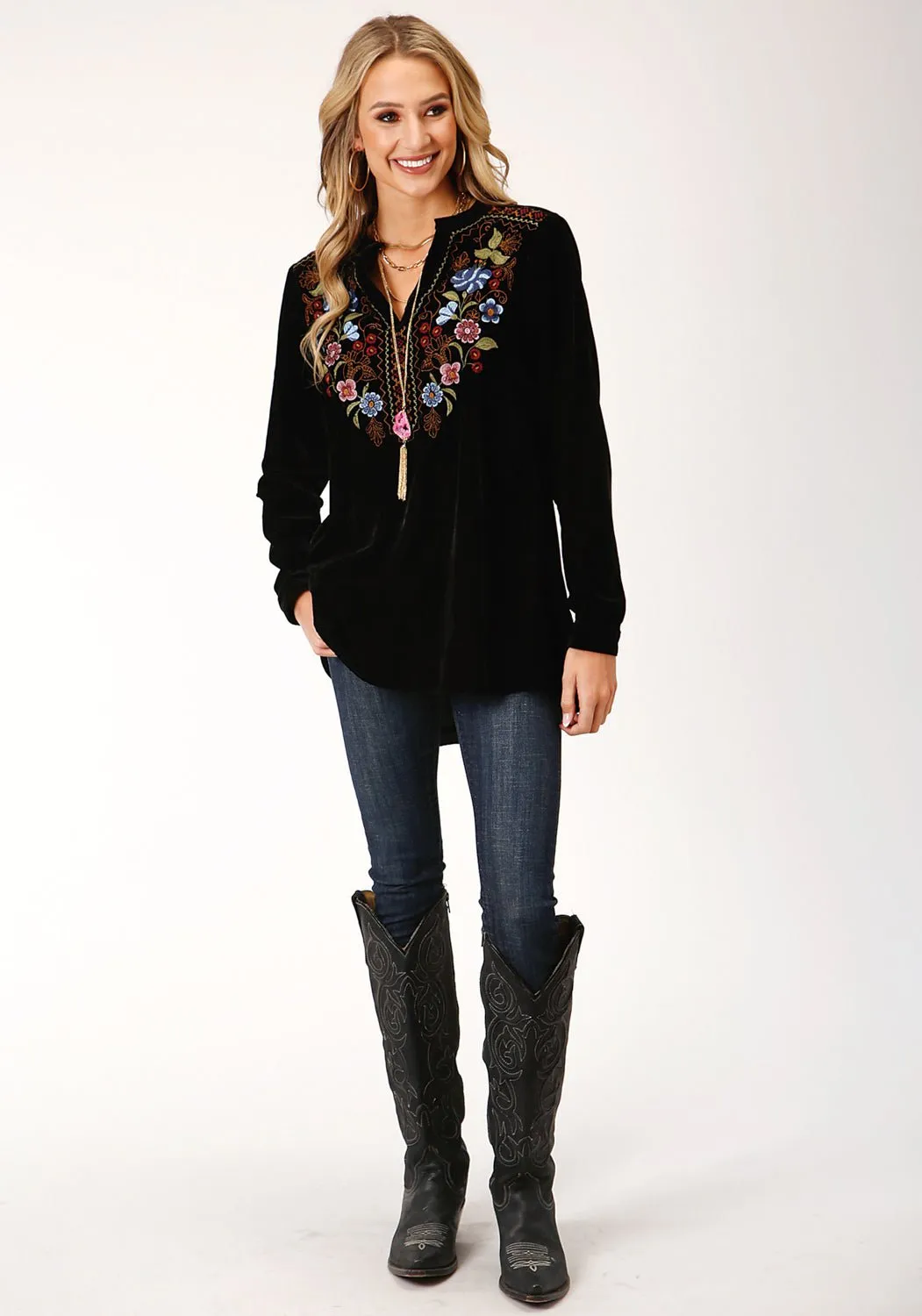 Roper Womens 1421 Floral Velvet Black 100% Polyester L/S Tunic L