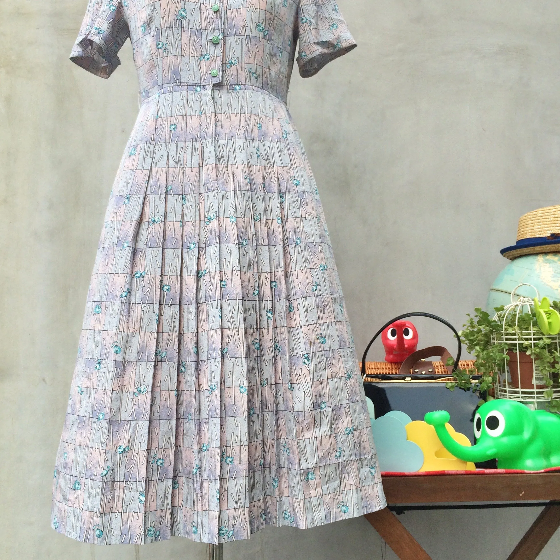 SALE! | Raining Blue Rose | Vintage 1940s shimmering sheen Pink light lavendar Blue Rose shirtwaist Dress