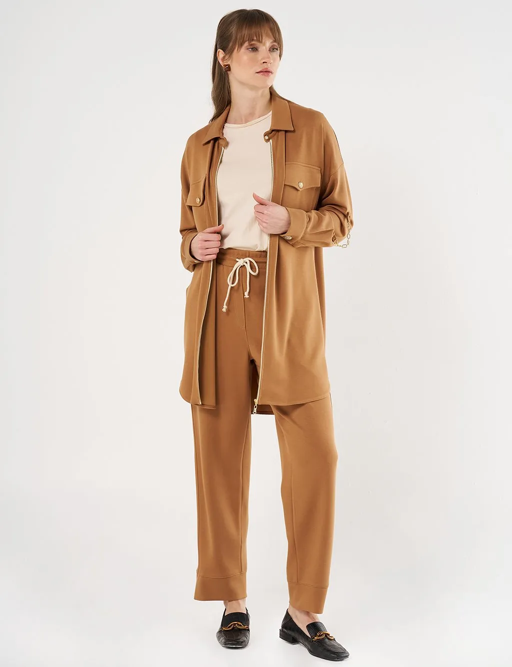 Scuba Double Suit Tobacco with Pocket Details