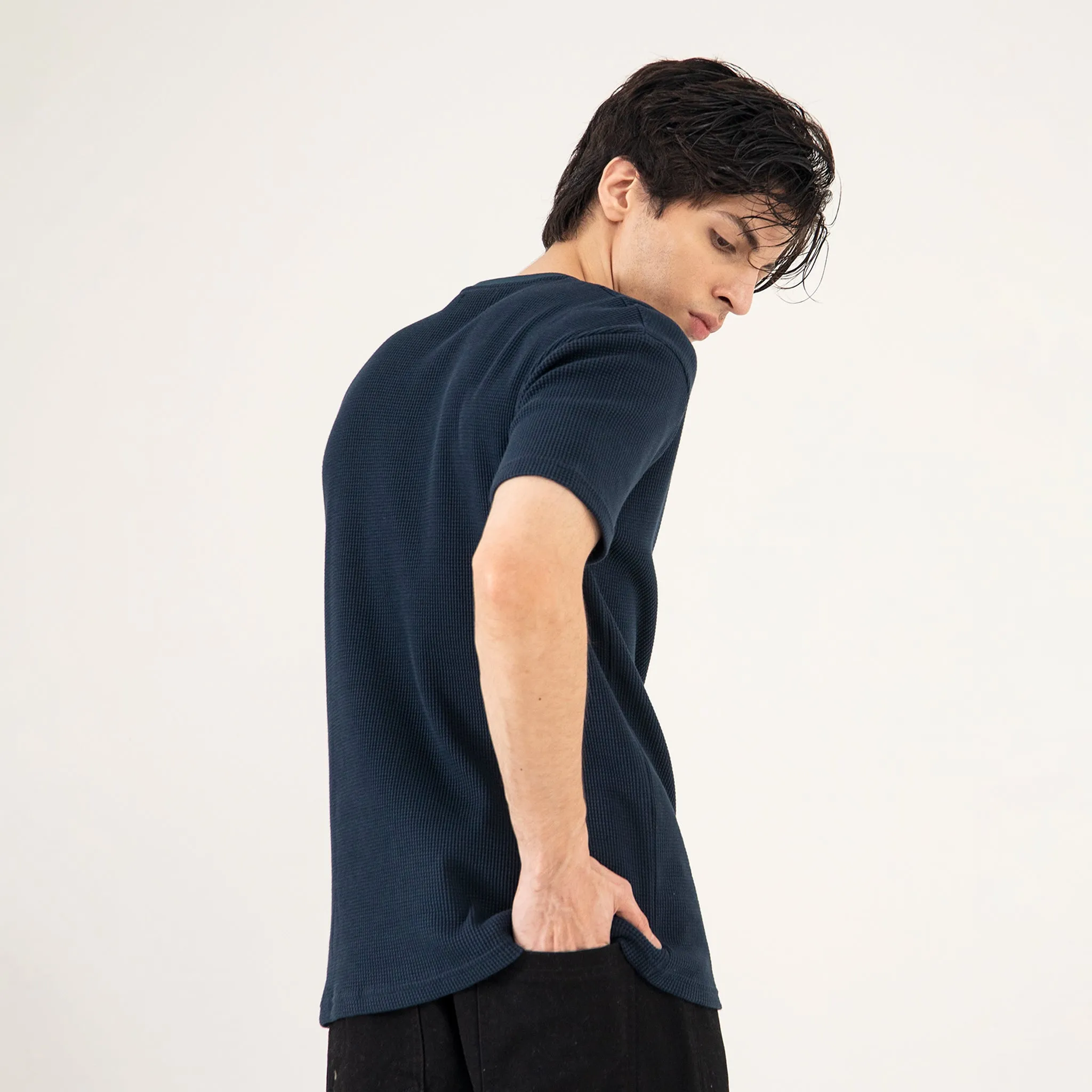 TEXTURED HENLEY T-SHIRT