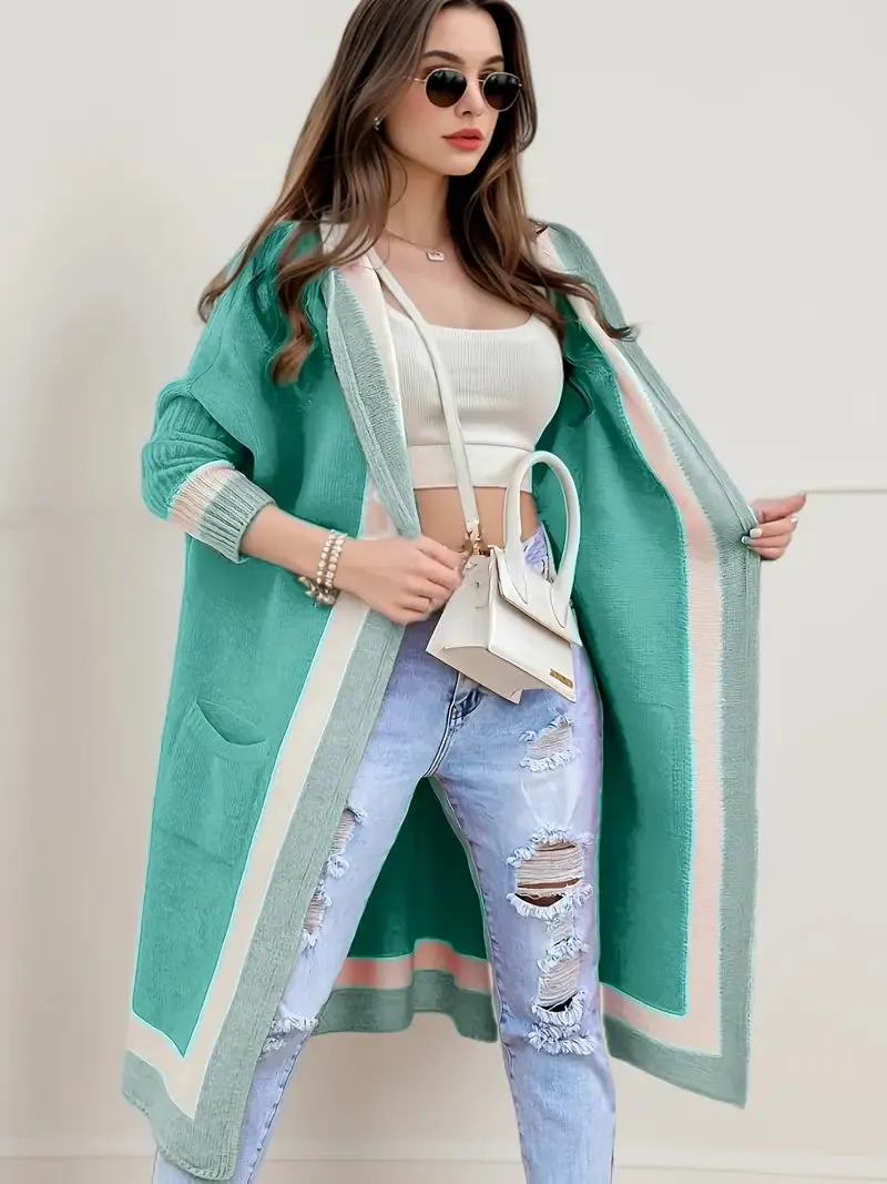 Voss Copenhagen Cardigan | Casual gebreide vest met open capuchon en oversized pasvorm